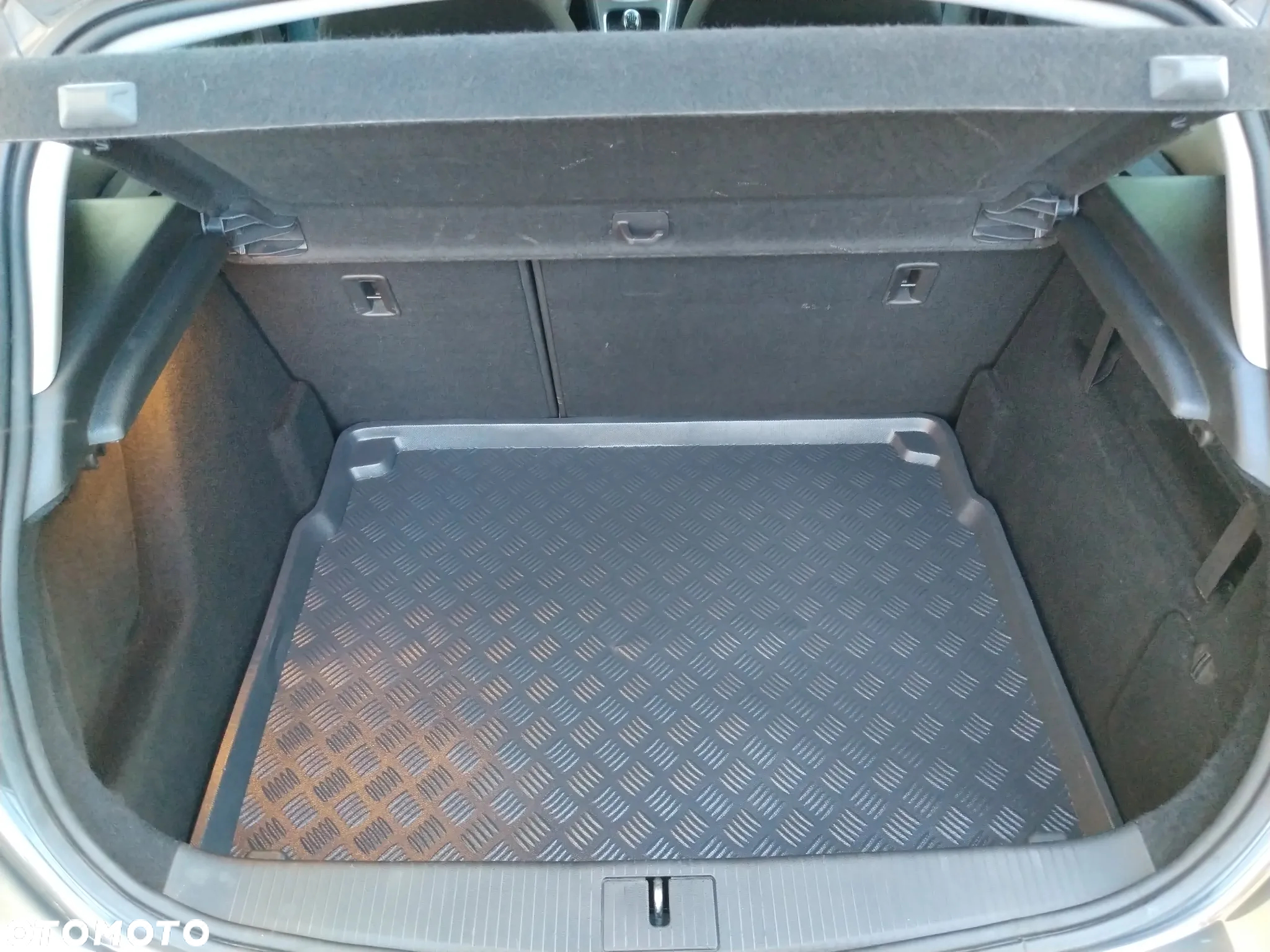 Opel Astra 1.4 Turbo Edition - 23