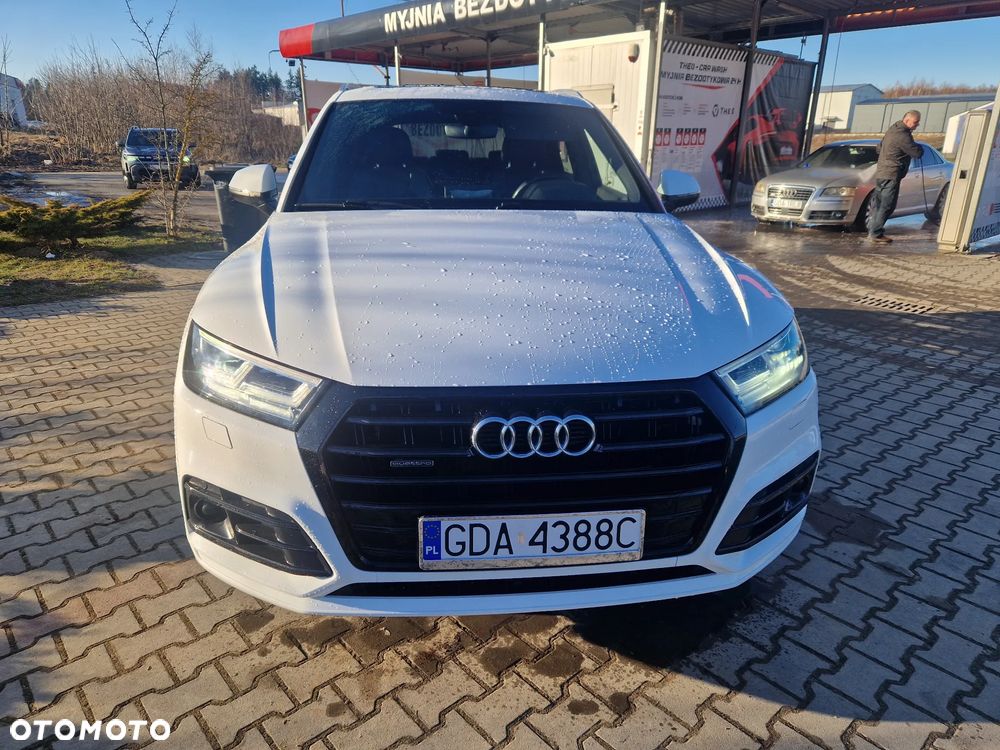Audi Q5 2.0 TDI Quattro S tronic design - 3