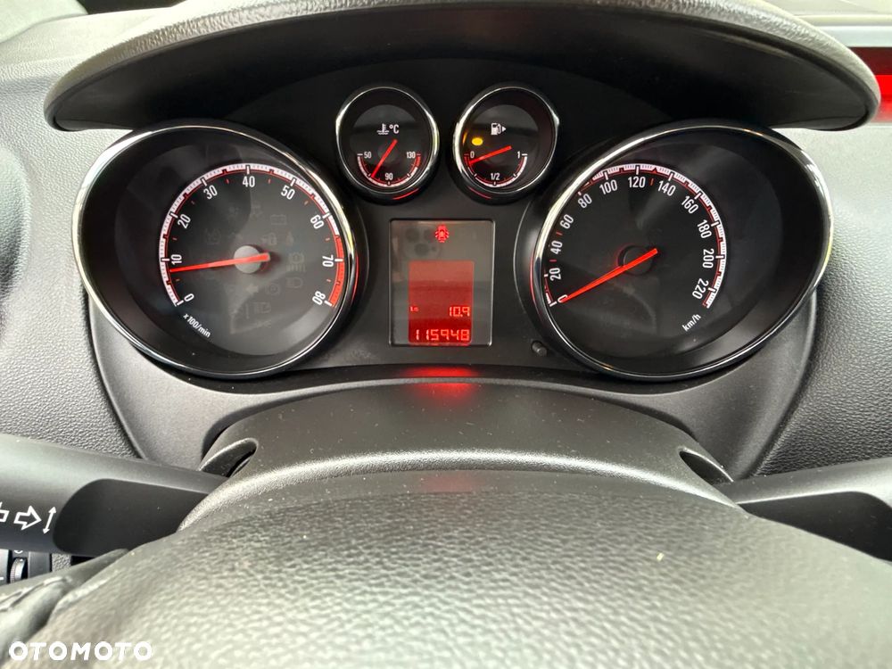 Opel Meriva 1.4 150 Jahre - 12