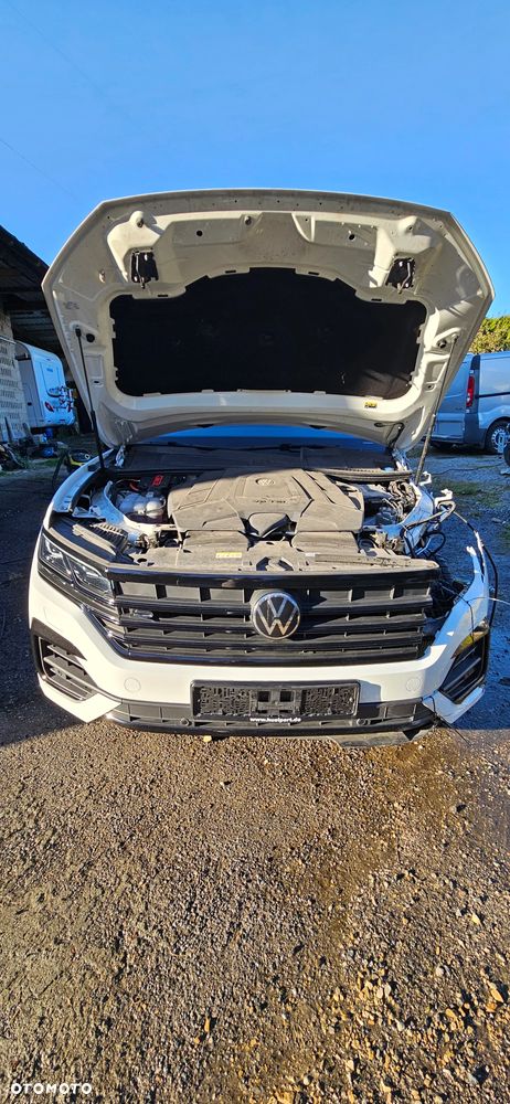 Volkswagen Touareg 3.0 V6 TFSI 4Motion R-Line - 8