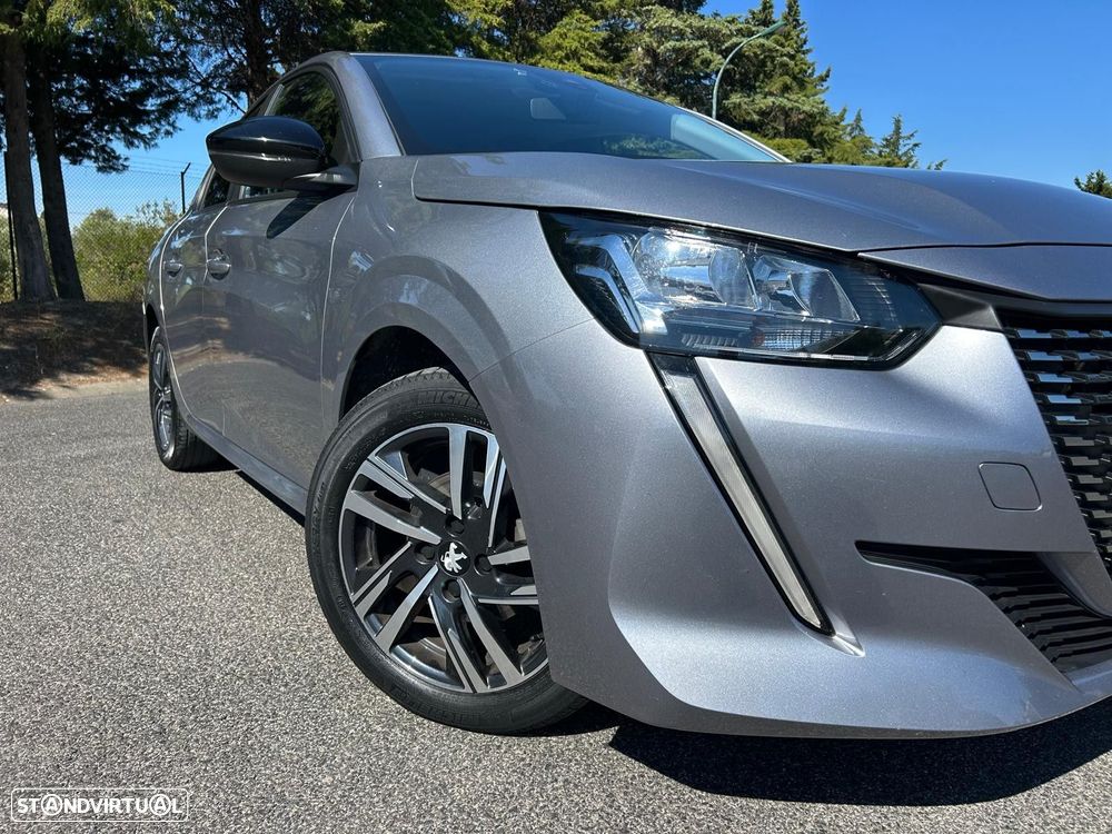 Peugeot 208 1.2 PureTech SE Style - 29