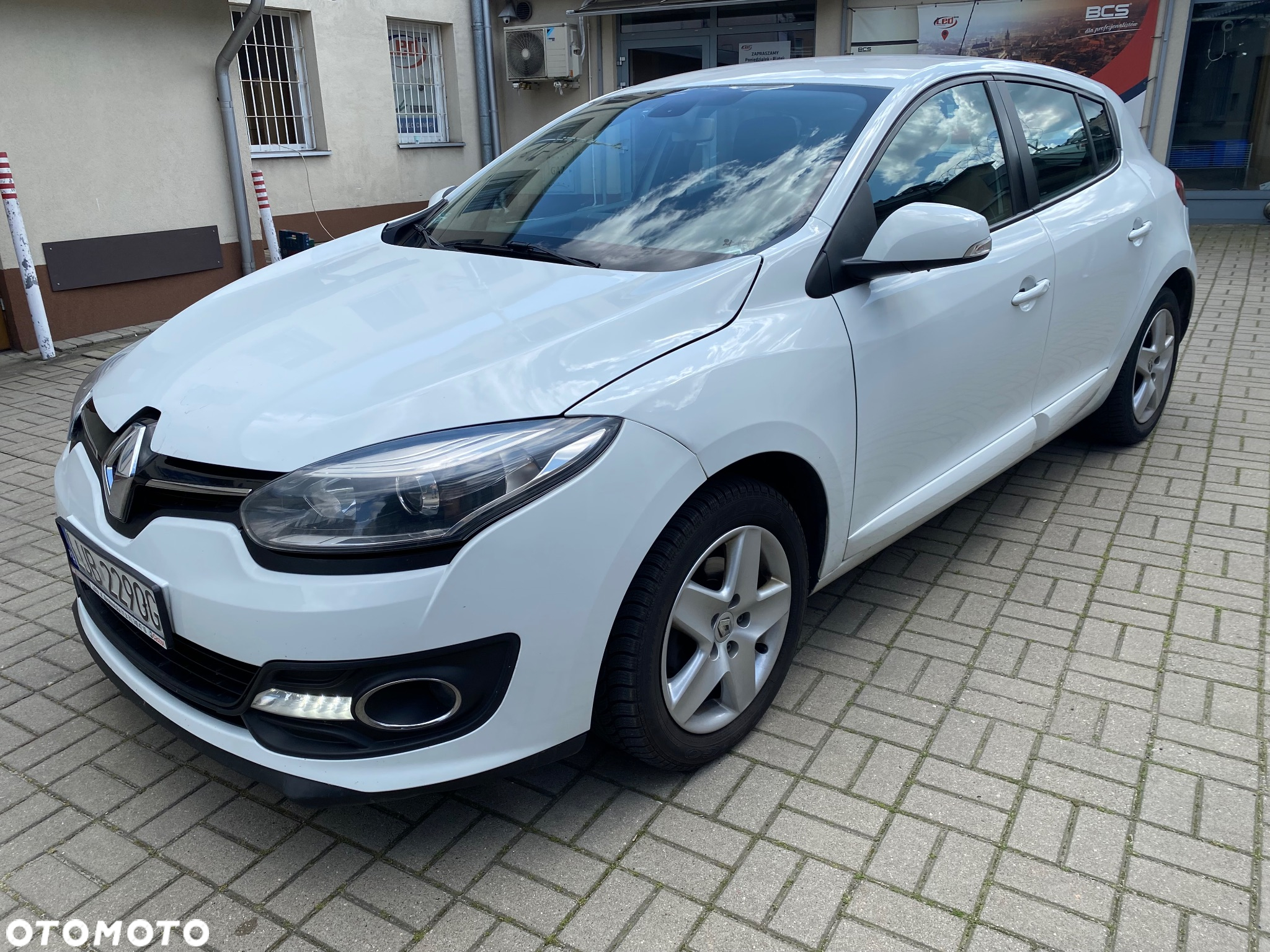 Renault Megane 1.5 dCi Dynamique EDC - 2