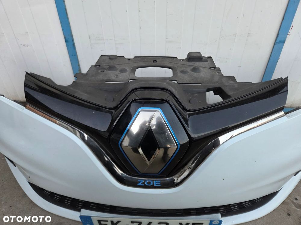 Zderzak przedni Renault Zoe LIFT PDC - 8