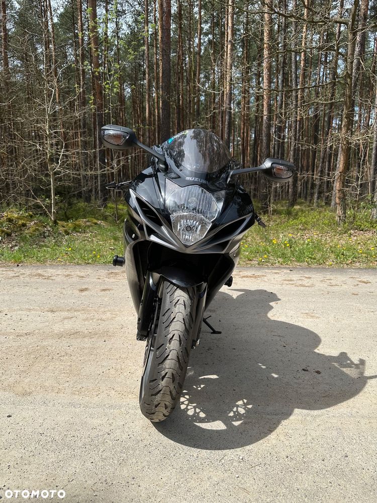 Suzuki GSX-R - 2