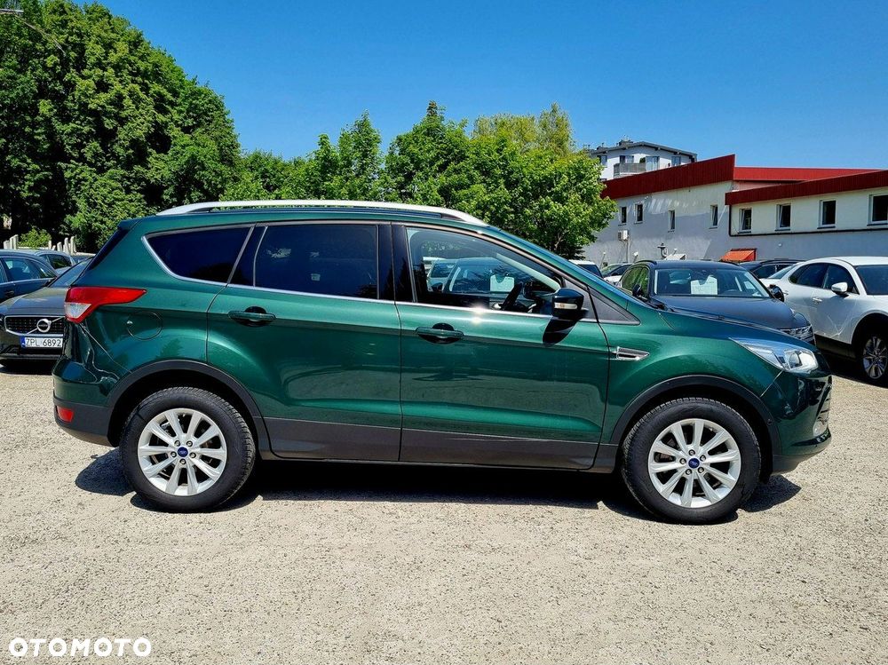 Ford Kuga 1.5 EcoBoost 2x4 Titanium - 4