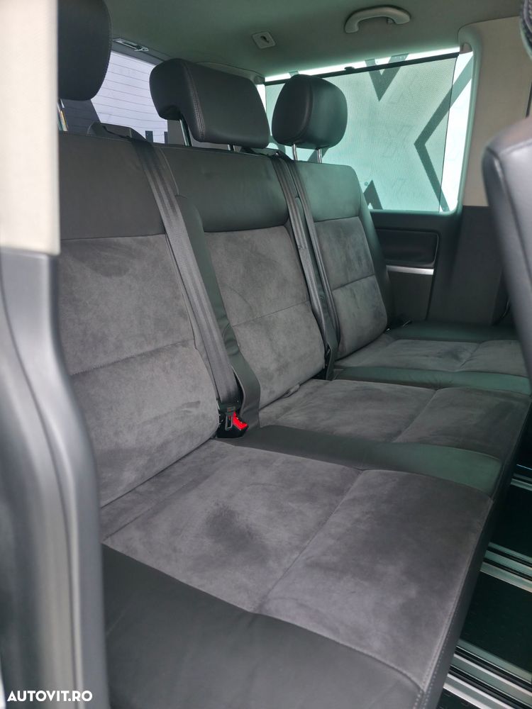 Volkswagen Multivan - 10