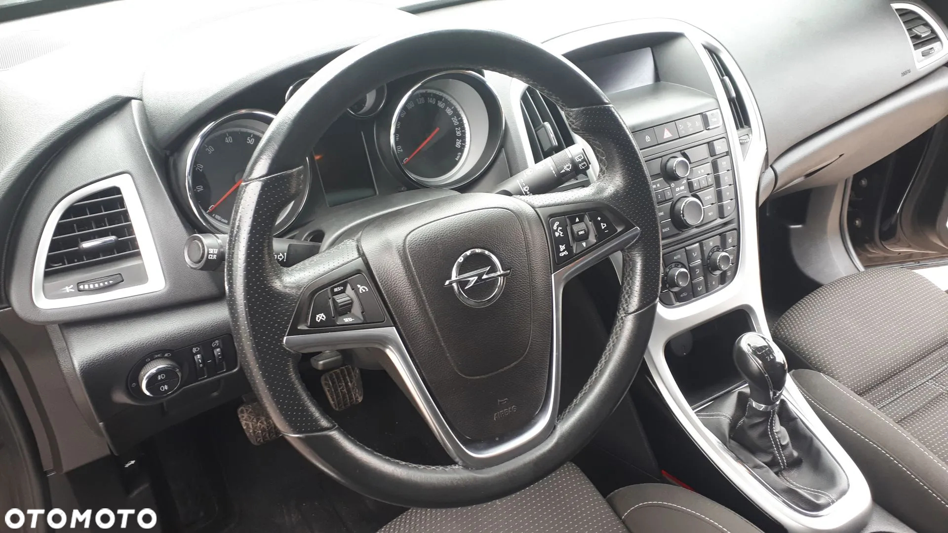 Opel Astra 1.6 Turbo Sport - 12