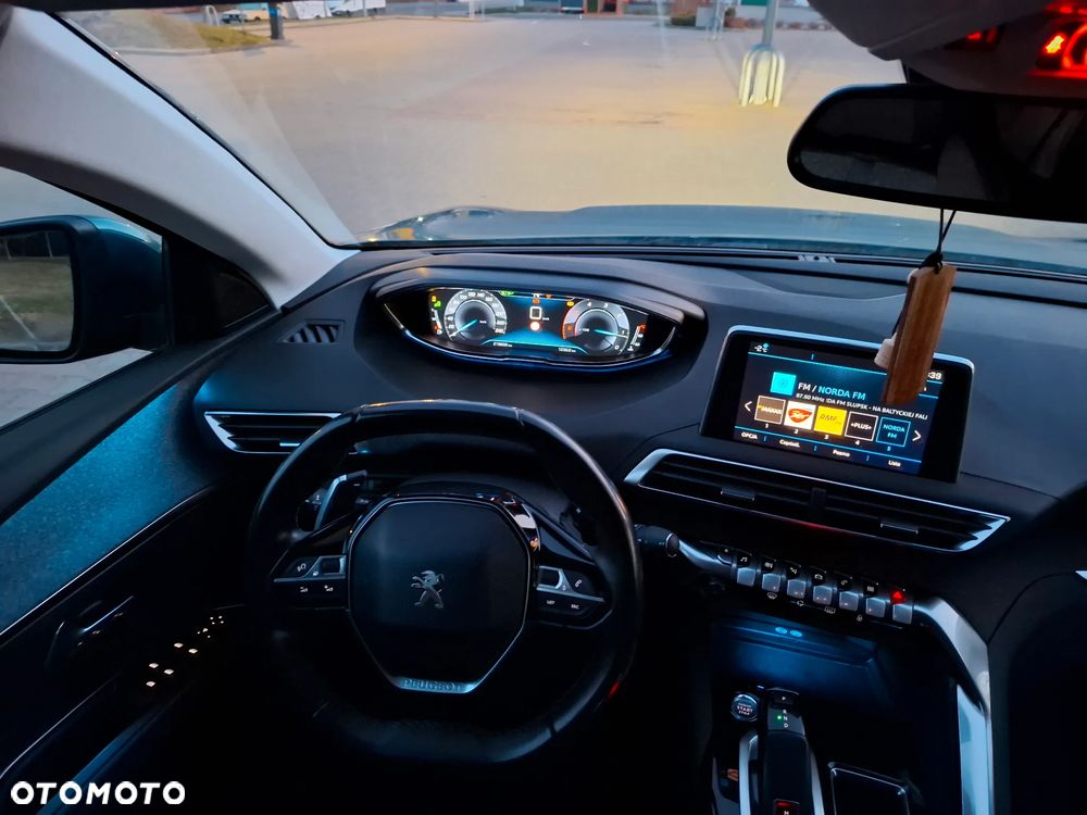 Peugeot 5008 BlueHDi 180 EAT8 Allure - 22