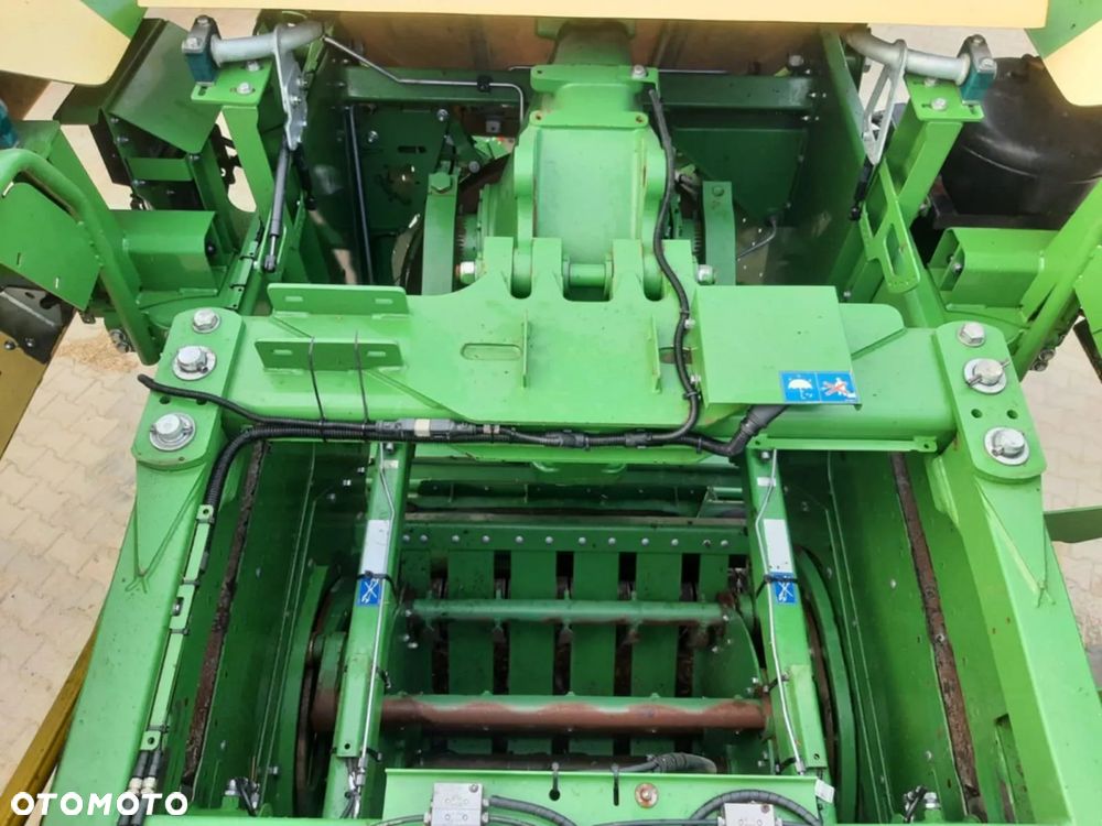 Krone Big Pack 1270XC High Speed - 10