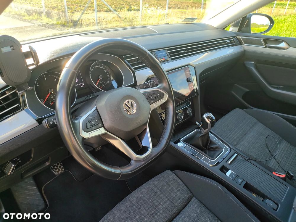 Volkswagen Passat 2.0 TDI EVO Business - 6