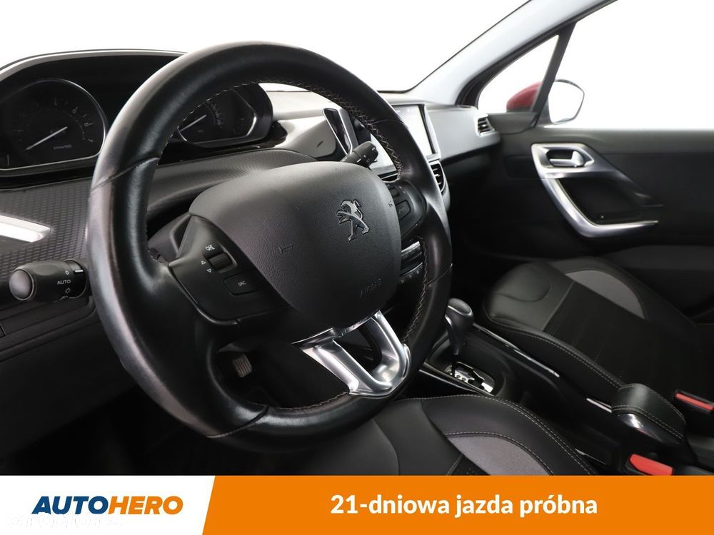 Peugeot 2008 - 12