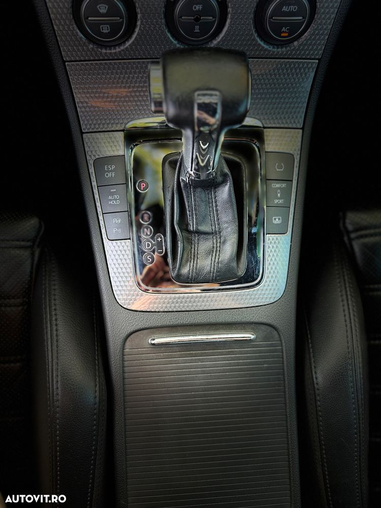 Volkswagen Passat 2.0 TDI DPF DSG R-Line Edition - 17