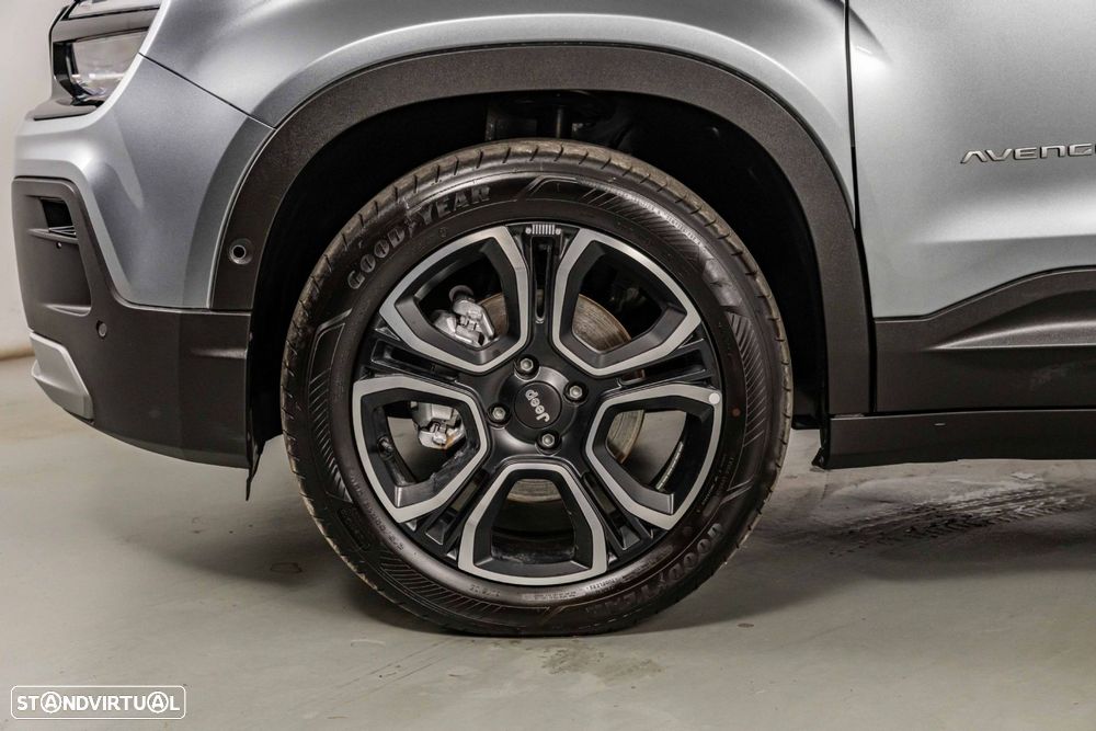 Jeep Avenger 54 kWh Summit - 23