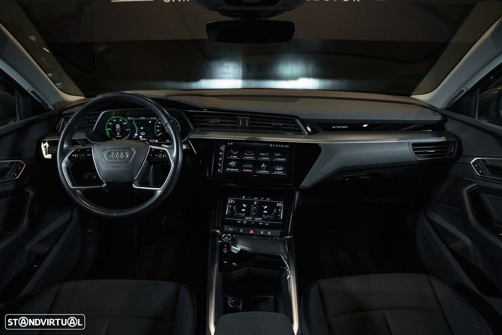 Audi Q8 e-Tron Sportback 55 quattro S line - 15