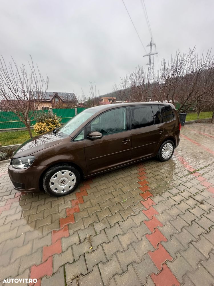 Volkswagen Touran - 3
