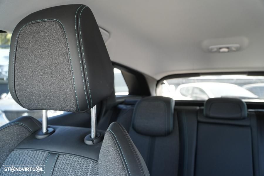 Peugeot 3008 1.2 PureTech Allure Pack - 14