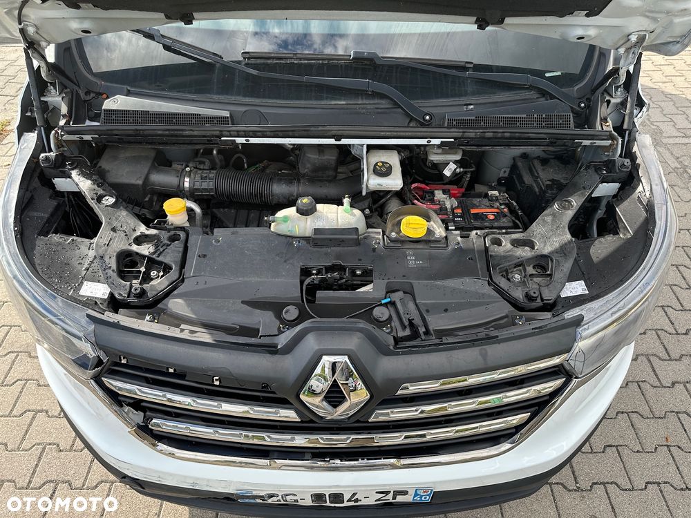 Renault Trafic - 18