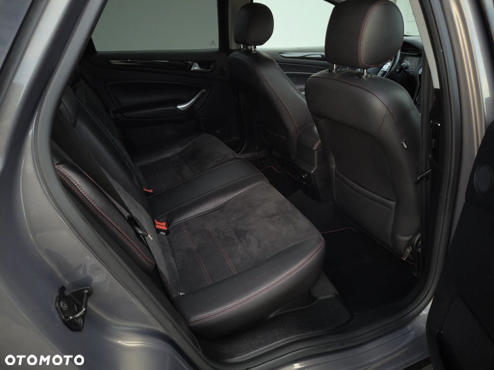 Ford Mondeo 2.0 TDCi Titanium S - 18