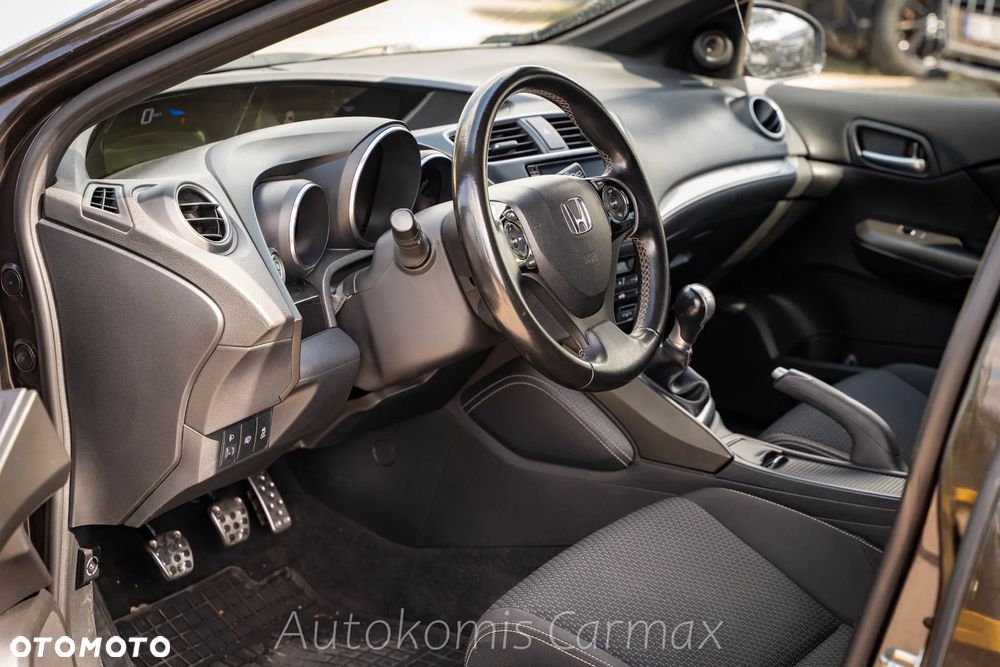 Honda Civic 1.8 Elegance - 13