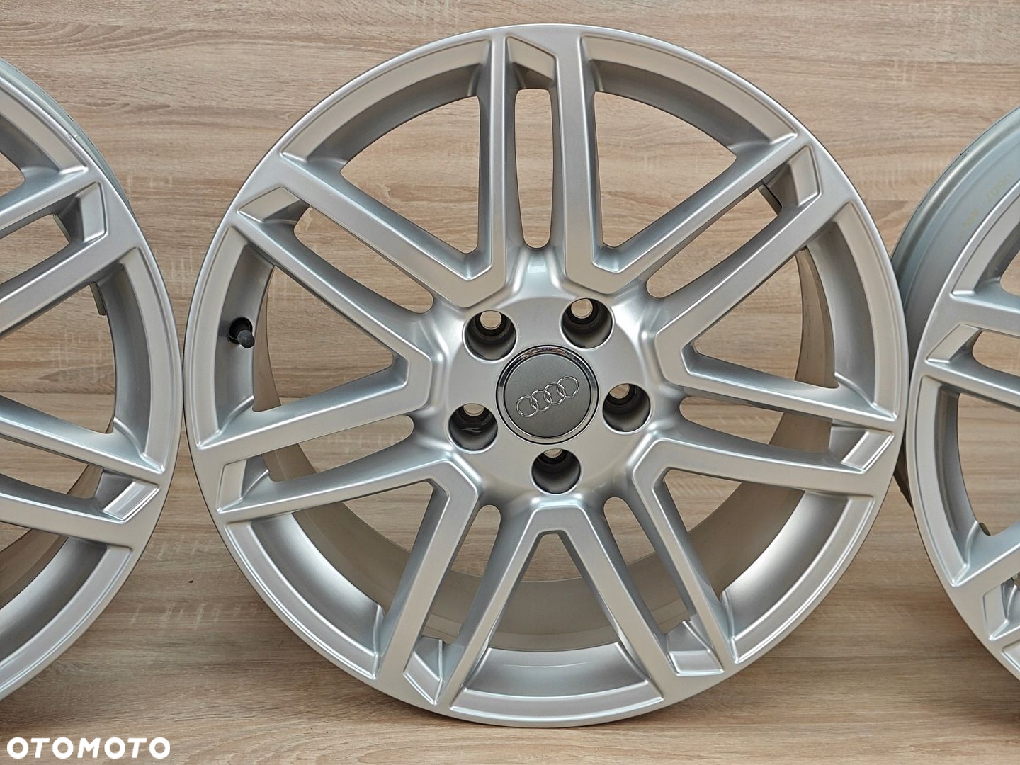 FELGI ALUMINIOWE 18" 8Jx18 5x112 AUDI A6 C7 4G0601025CA 70 km - 5