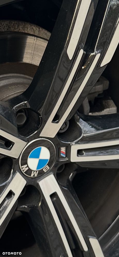 BMW Seria 3 318i M Sport - 29