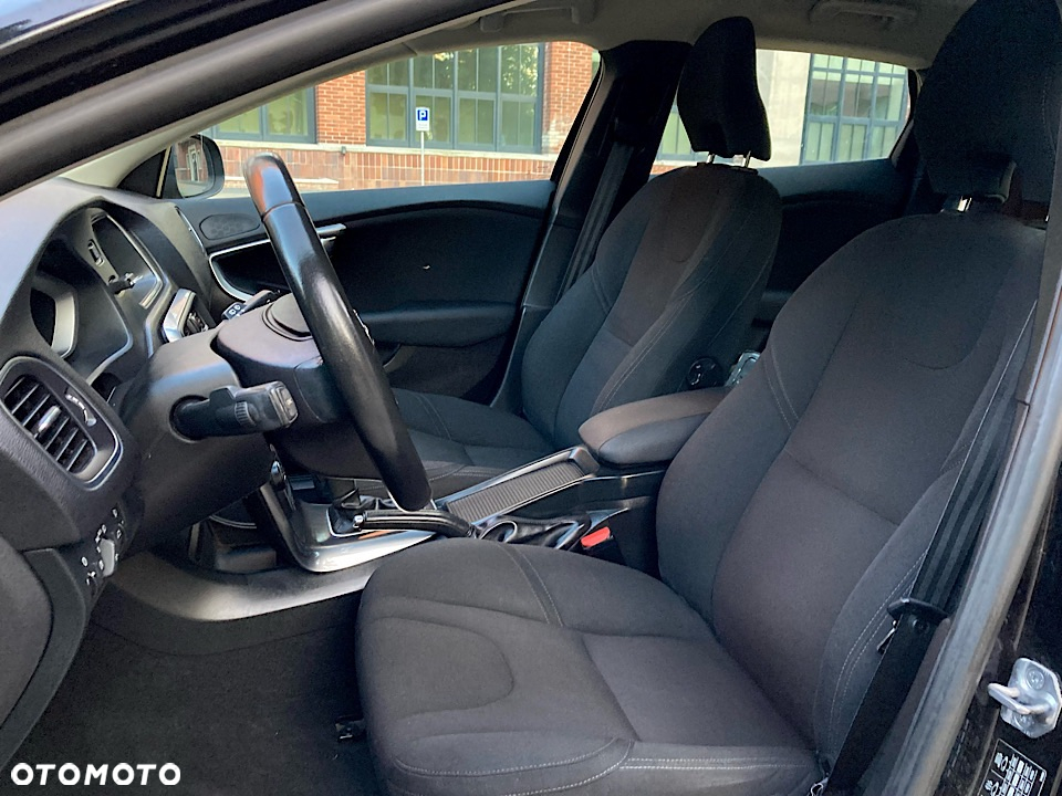 Volvo V40 - 35