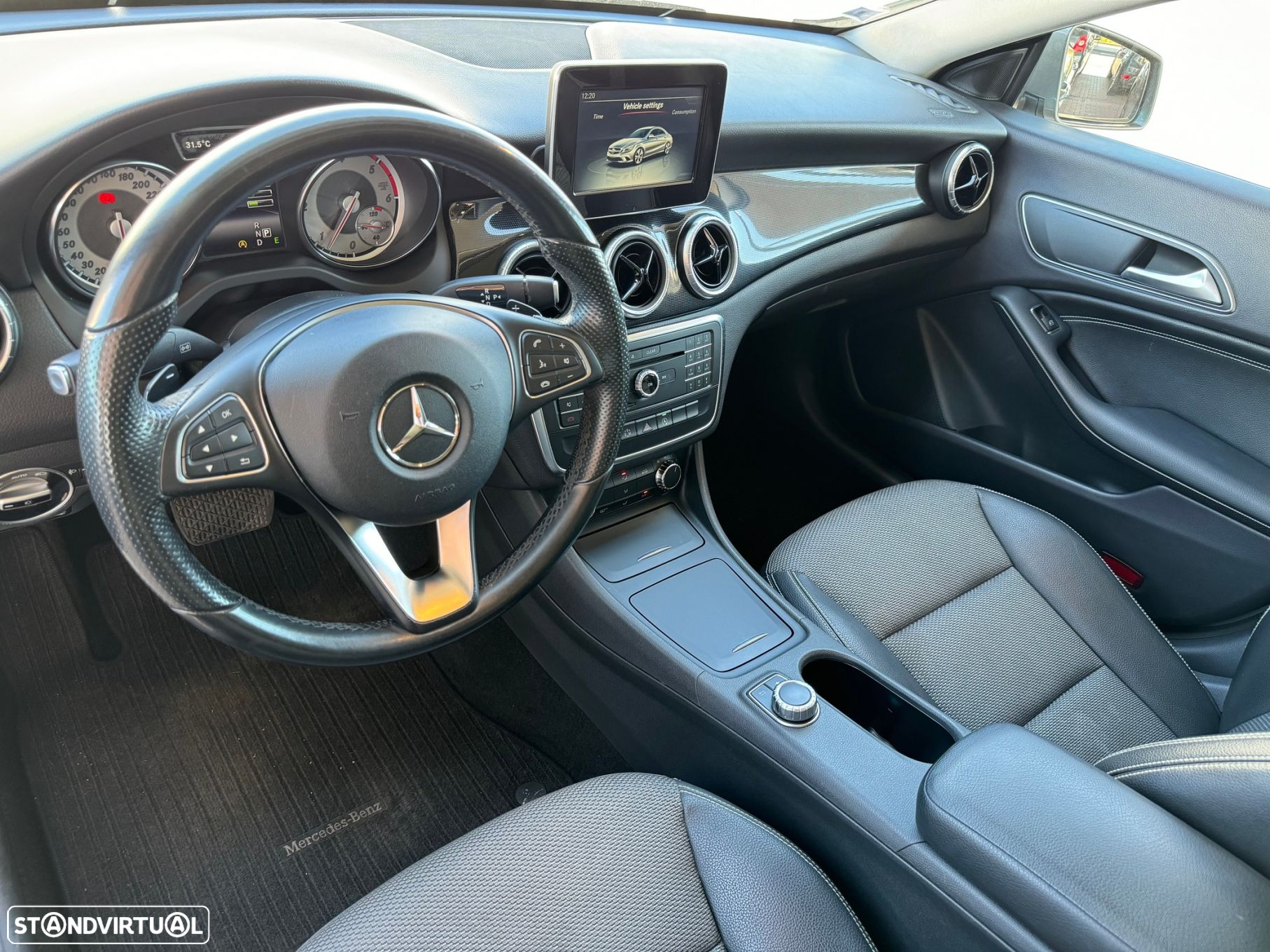Mercedes-Benz CLA 200 d Urban Aut. - 2