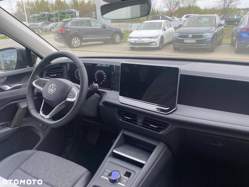 Volkswagen Tiguan - 5