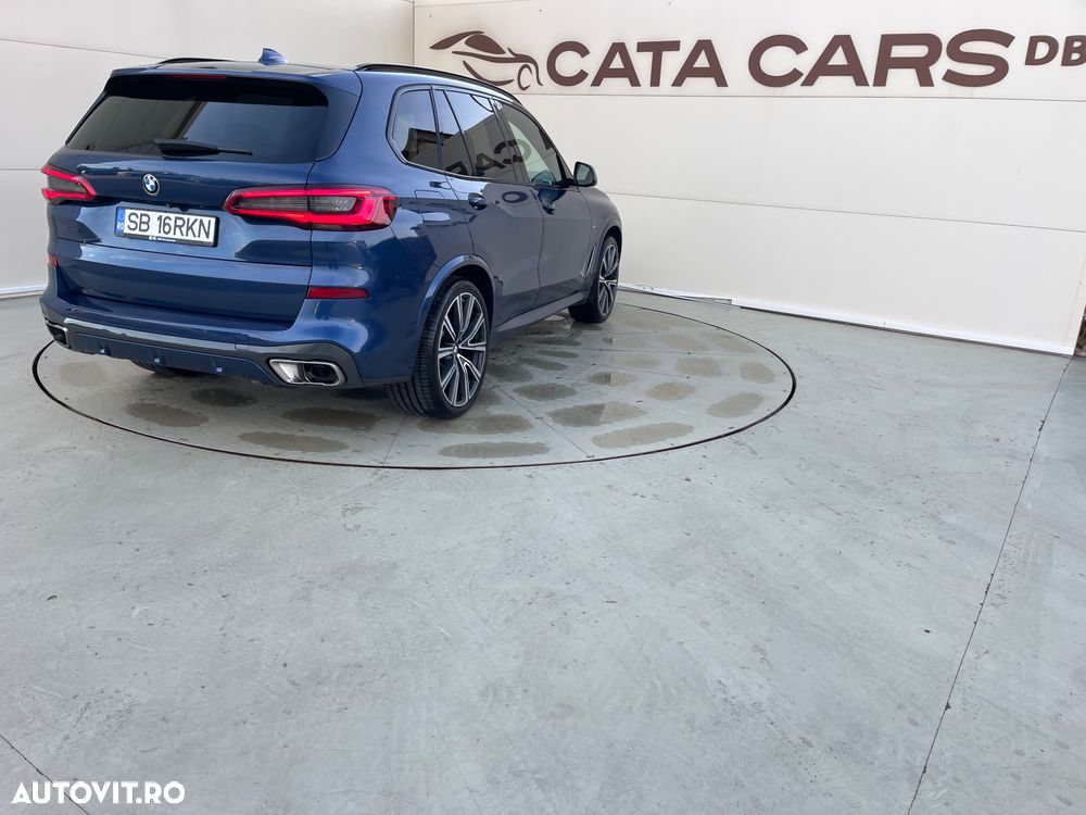 BMW X5 M M50d - 13