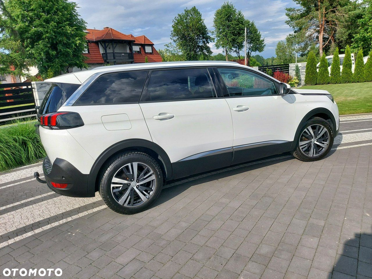 Peugeot 5008 - 3