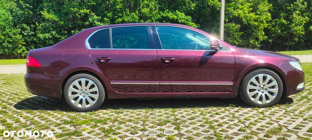 Skoda Superb 2.0 TDI Elegance DSG - 4