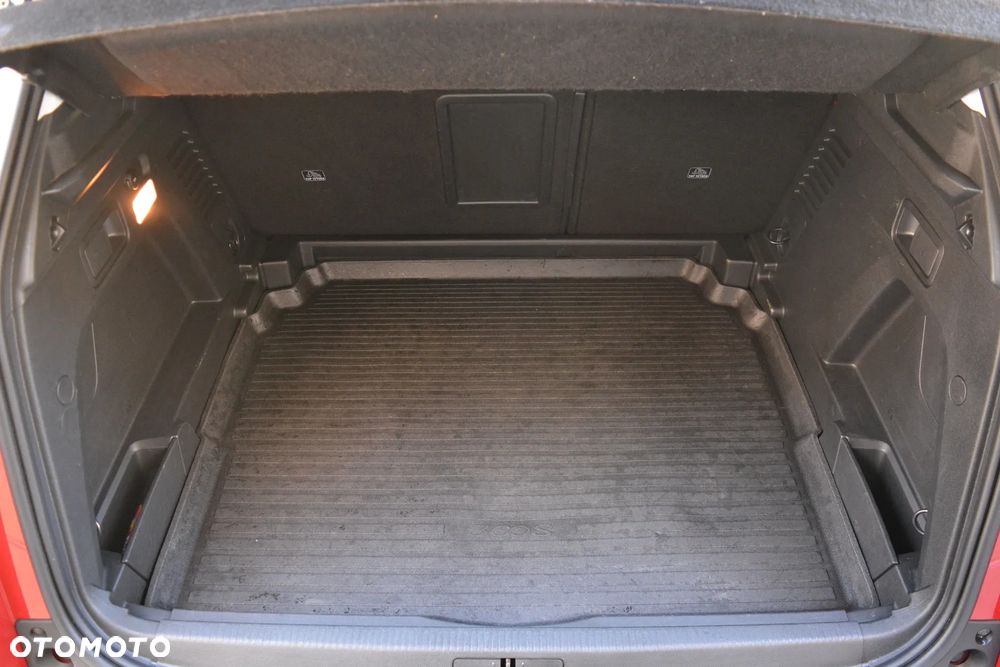 Peugeot 3008 1.5 BlueHDi Allure S&S EAT8 - 13