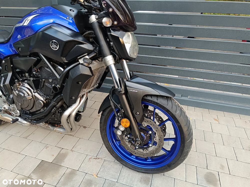 Yamaha MT - 7