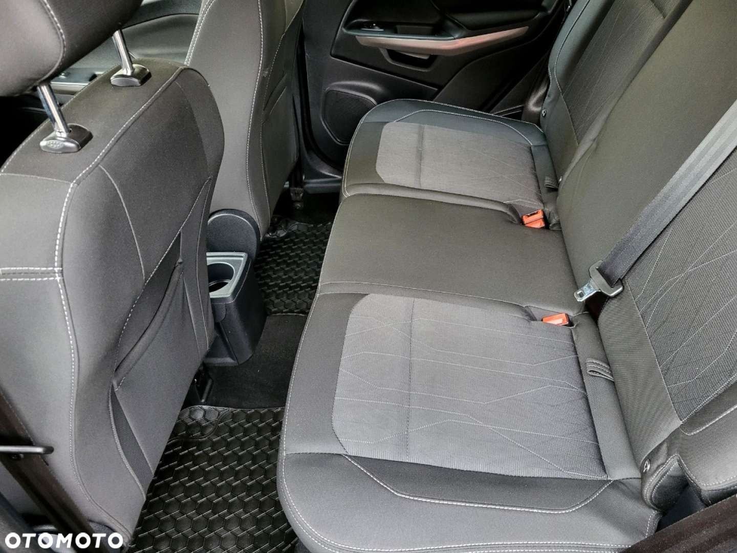 Ford EcoSport - 25