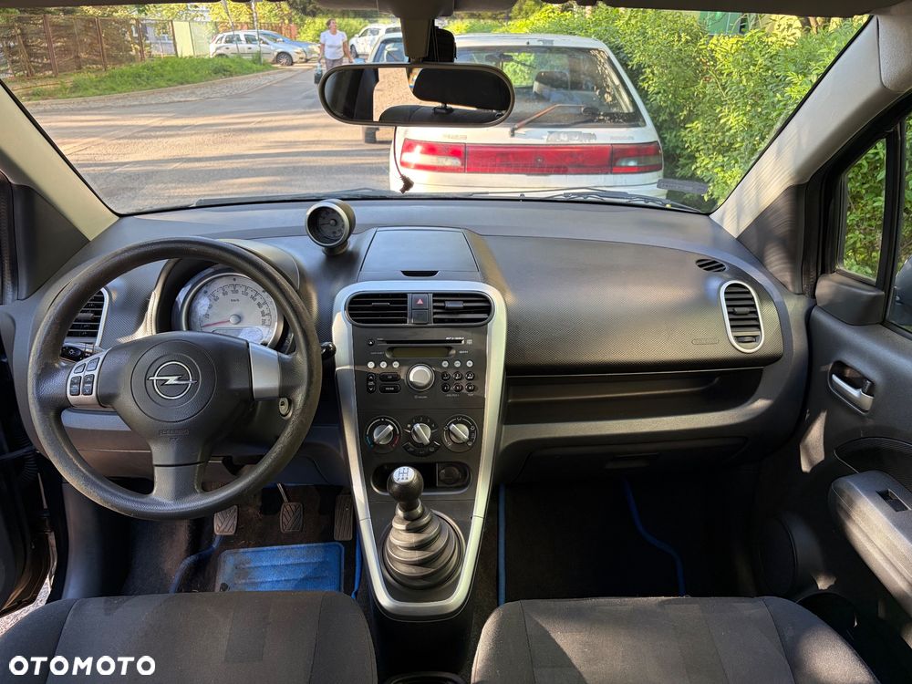 Opel Agila - 9