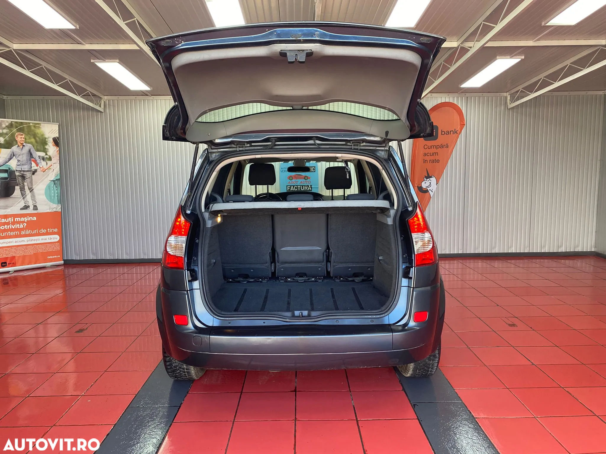 Renault Scenic - 18