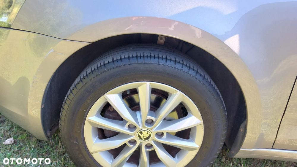 Skoda Octavia 1.2 TSI Ambiente - 4
