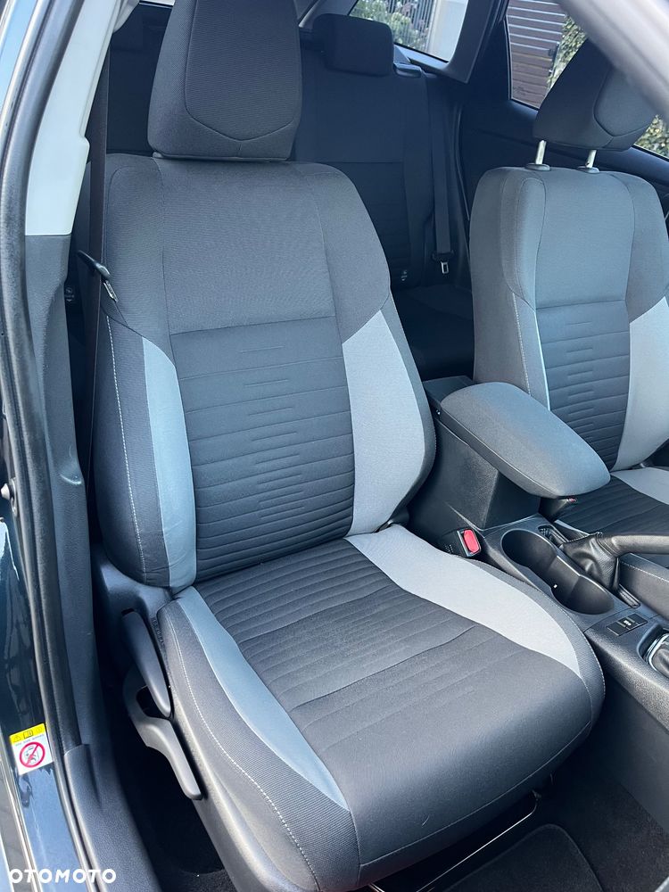 Toyota Auris 1.33 VVT-i Sprint - 22