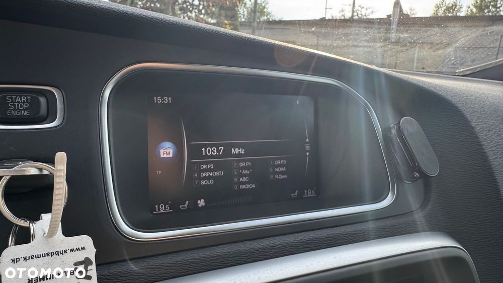 Volvo V40 T3 - 36