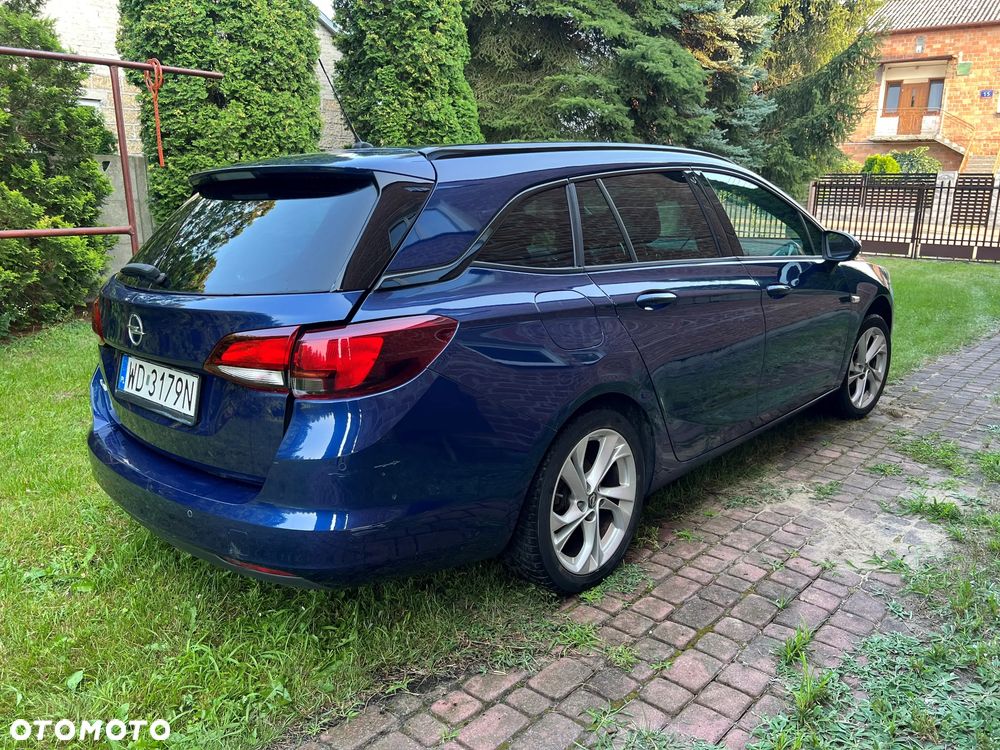 Opel Astra 1.2 T Business Elegance S&S - 4