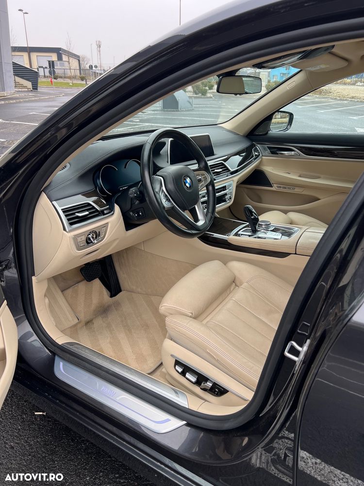 BMW Seria 7 730d - 9