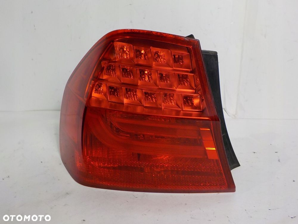 BMW 3 E90 LIFT LAMPA LEWA TYLNA LEWY TYŁ LED - 1