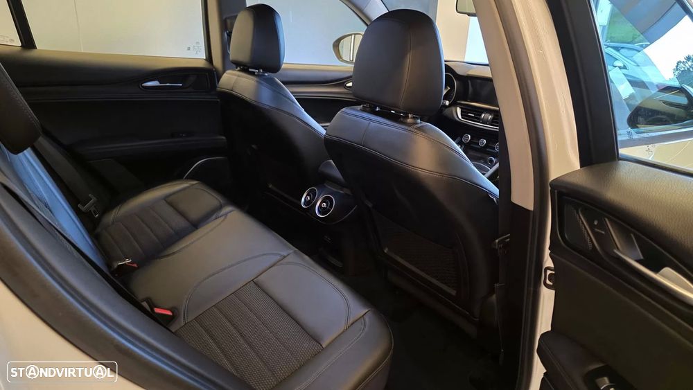 Alfa Romeo Stelvio 2.2 D Super AT8 - 47