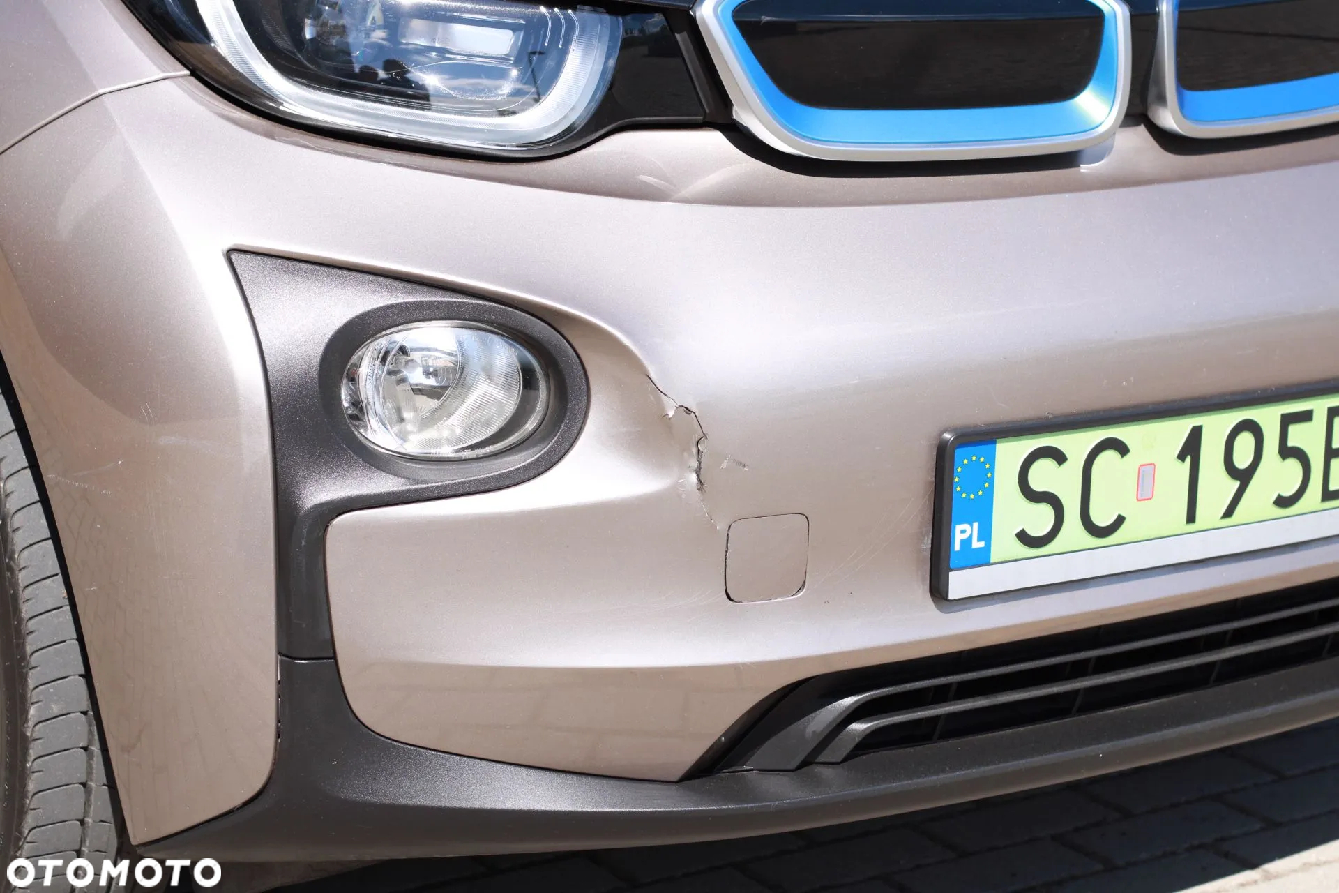 BMW i3 (60 Ah) - 15