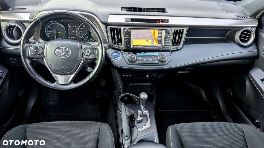 Toyota RAV4 Hybrid Style 4x2 - 13