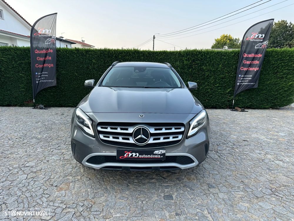 Mercedes-Benz GLA 200 d 7G-DCT Urban - 2