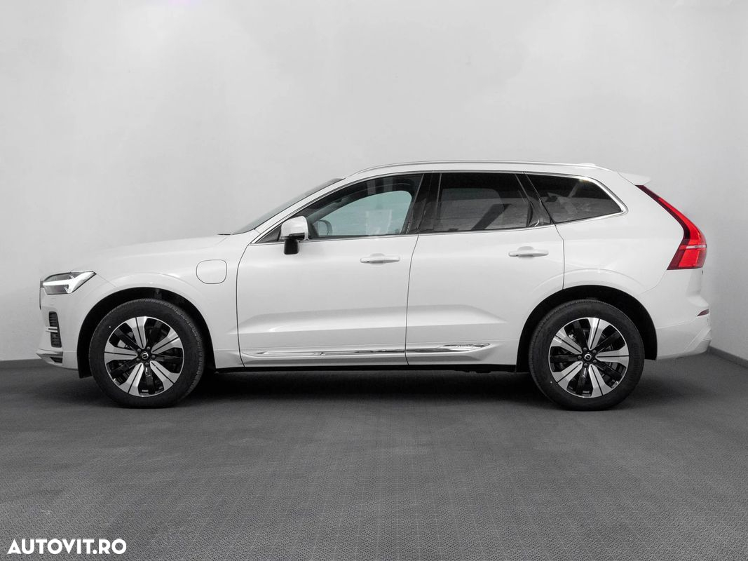 Volvo XC 60 Recharge T6 AWD AT Core - 2