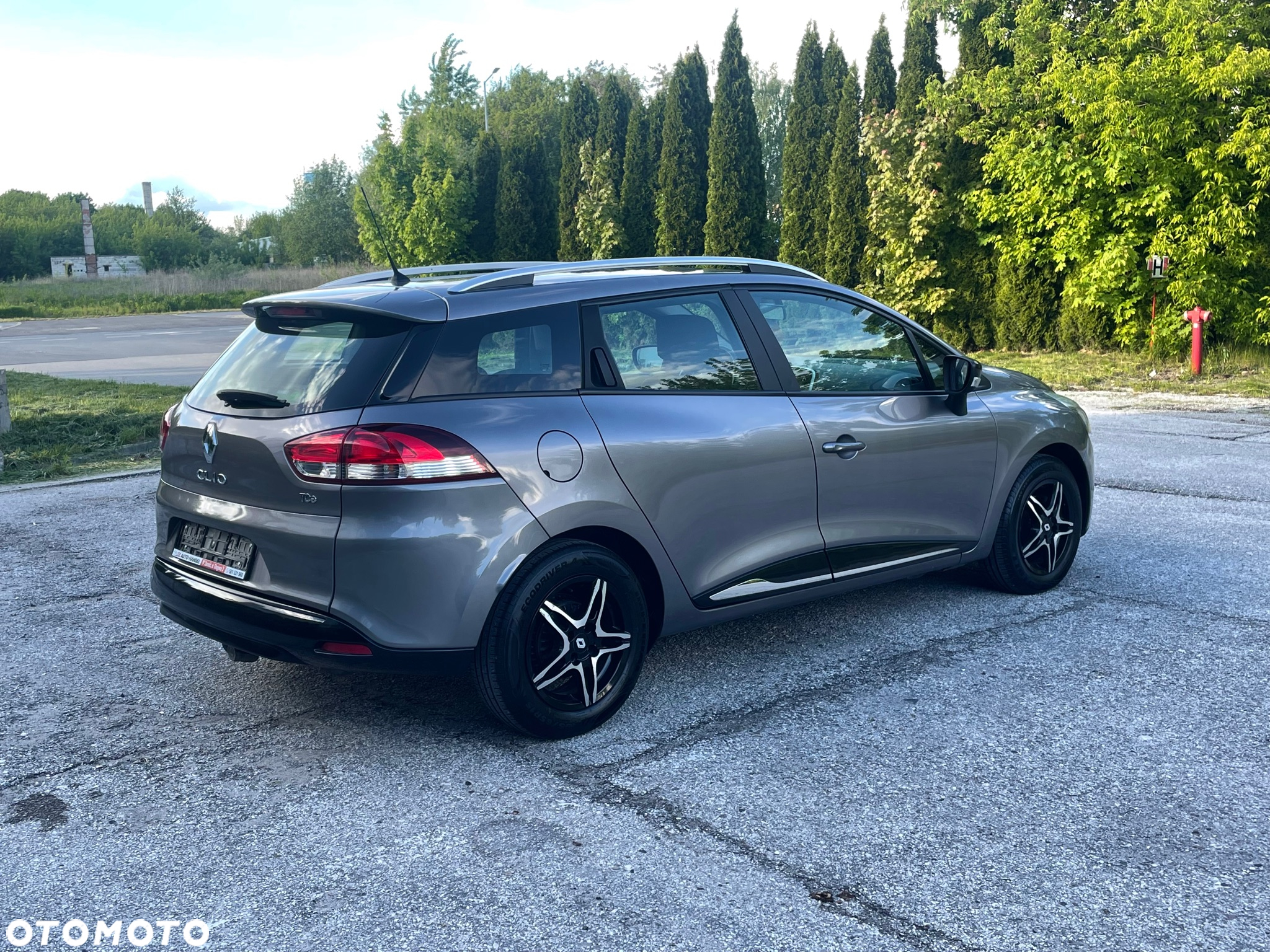 Renault Clio (Energy) TCe 90 Start & Stop INTENS - 32