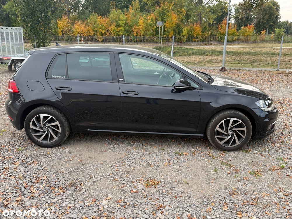 Volkswagen Golf - 4