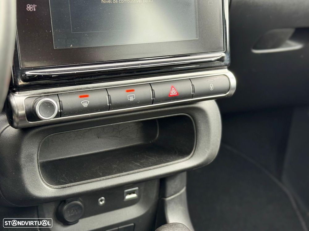 Citroën C3 1.2 PureTech Shine EAT6 - 38